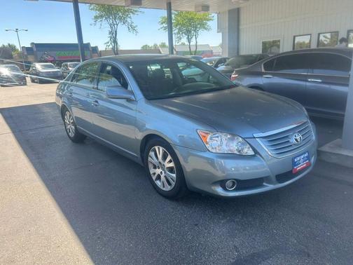 Gray 2008 Toyota Avalon Touring