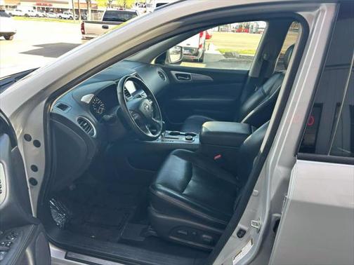2020 Nissan Pathfinder SL 4WD
