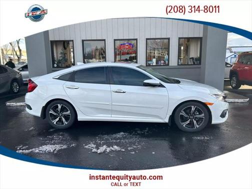 2017 Honda Civic Touring
