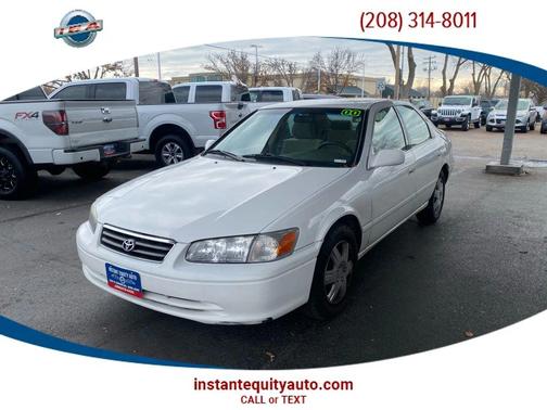 2000 Toyota Camry LE