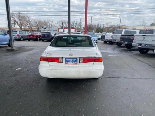 2000 Toyota Camry LE