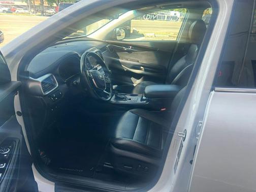 Snow White Pearl 2020 Kia Sorento EX