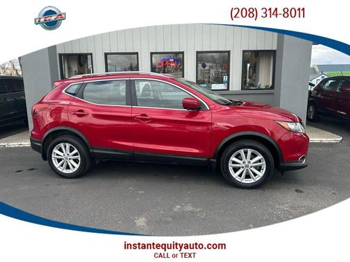 2017 Nissan Rogue Sport SV