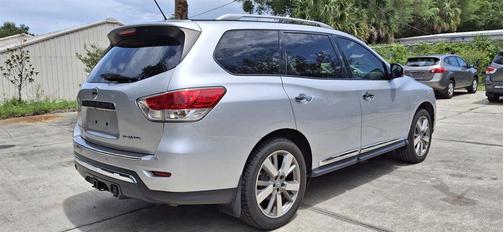 2013 Nissan Pathfinder Platinum