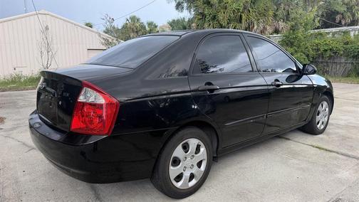 Black 2006 Kia Spectra EX