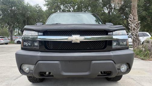 Black 2004 Chevrolet Avalanche 1500