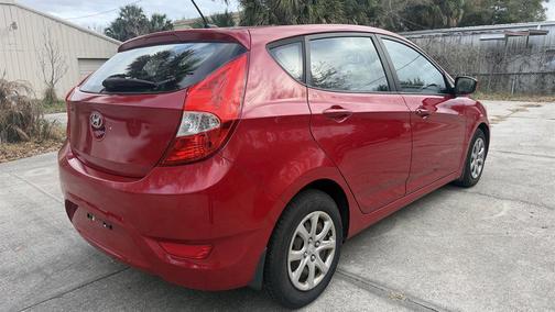 2013 Hyundai Accent GS