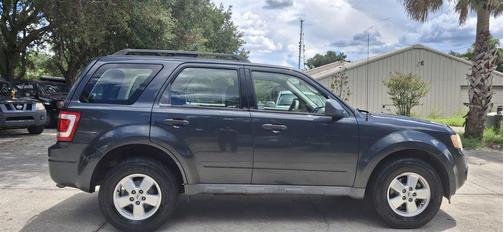2009 Ford Escape XLS