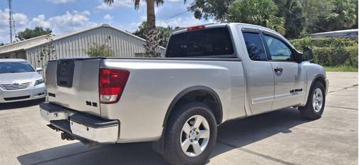 2005 Nissan Titan SE King Cab