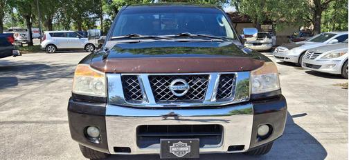 2010 Nissan Titan SE
