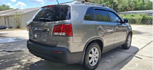 2013 Kia Sorento LX