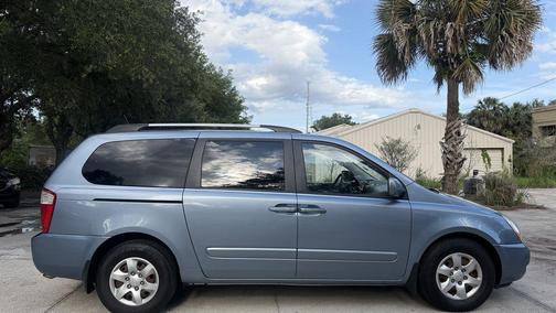 Glacier Blue 2010 Kia Sedona LX