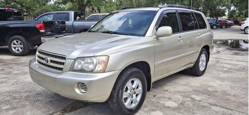 2002 Toyota Highlander Base