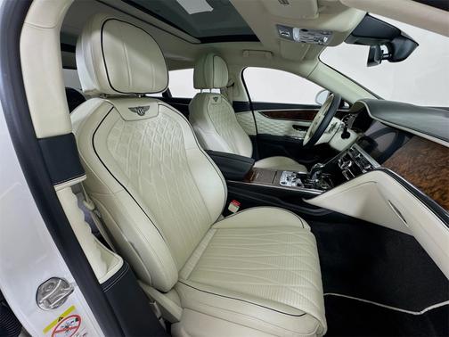 2022 Bentley Flying Spur V8