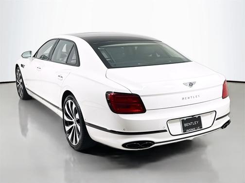 2022 Bentley Flying Spur V8