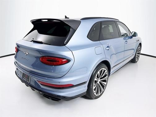 2023 Bentley Bentayga Azure V8