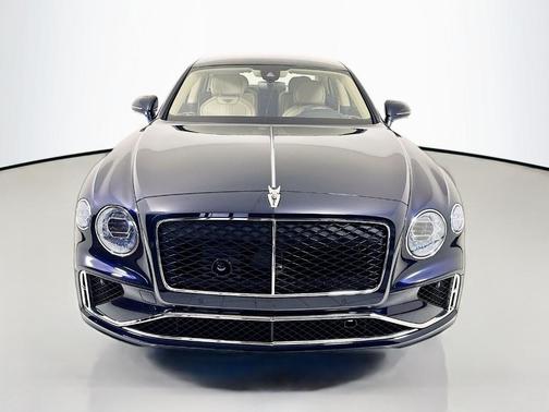 Dark Sapphire 2026 Bentley Flying Spur
