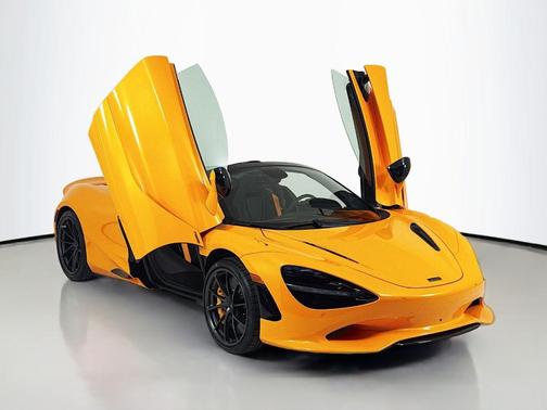 Papaya Spark 2027 McLaren 750S