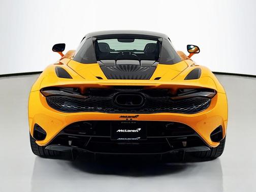 Papaya Spark 2027 McLaren 750S