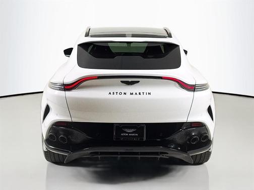 2026 Aston Martin DBX 707