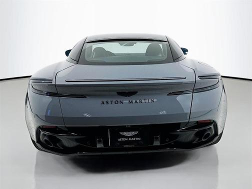 2025 Aston Martin DB12 Base