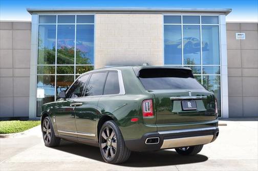 2023 Rolls-Royce Cullinan Base