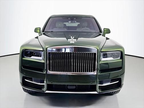 2023 Rolls-Royce Cullinan Base