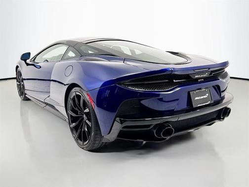 2025 McLaren GTS 