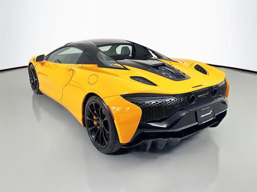 2026 McLaren Artura SPIDER