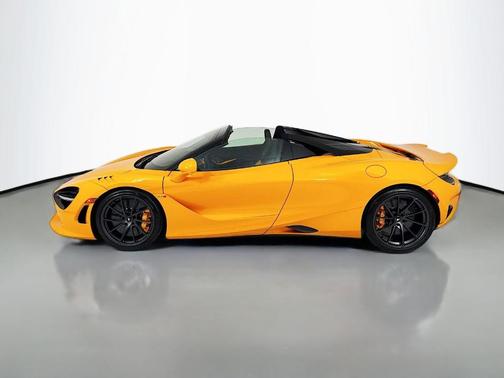 2026 McLaren 750S Base