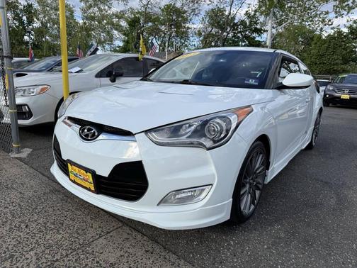 Century White 2013 Hyundai Veloster RE:MIX