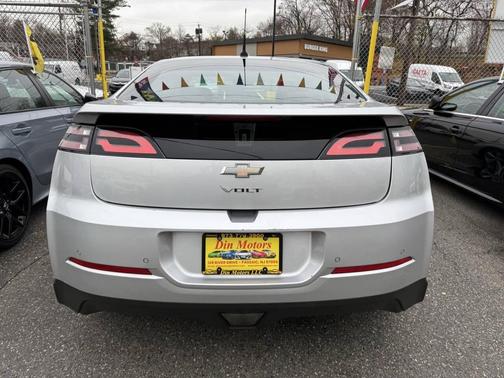 2013 Chevrolet Volt Base
