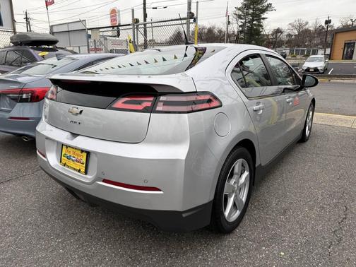 2013 Chevrolet Volt Base
