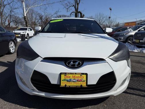 2013 Hyundai Veloster Base