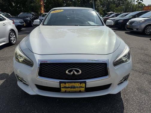 2015 INFINITI Q50 Premium