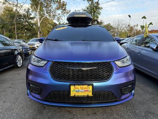 2021 Chrysler Pacifica Touring 4dr Mini Van