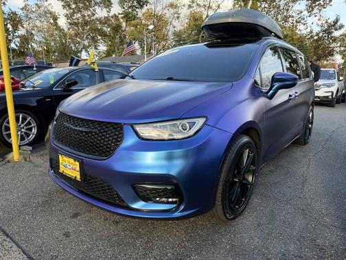 2021 Chrysler Pacifica Touring 4dr Mini Van