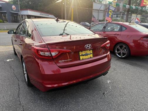 2016 Hyundai SONATA SE