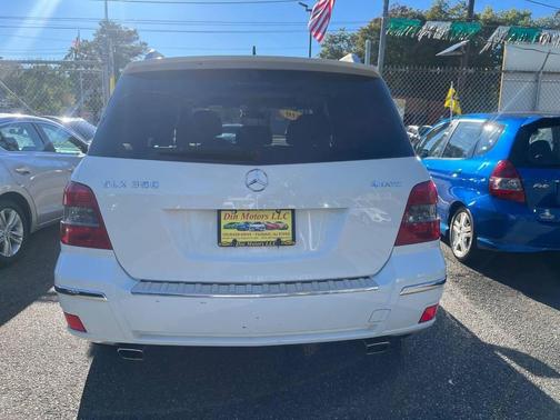 2010 Mercedes-Benz GLK-Class GLK 350 4MATIC