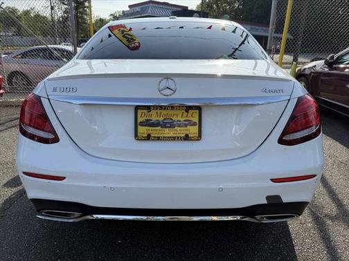 2017 Mercedes-Benz E-Class E 300 4MATIC AWD 4dr Sedan