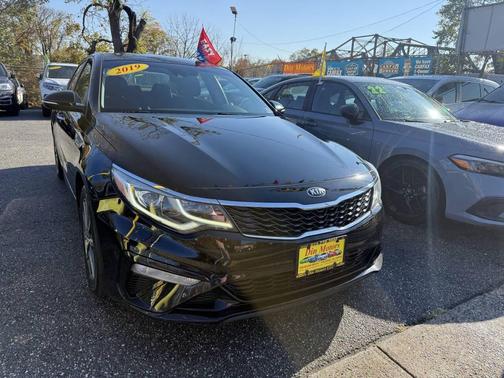 2019 Kia Optima LX