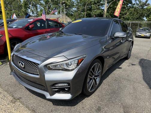 2015 INFINITI Q50 Sport