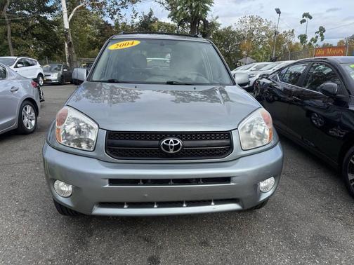 2004 Toyota RAV4 Base