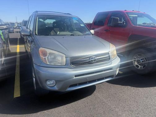 2004 Toyota RAV4 Base