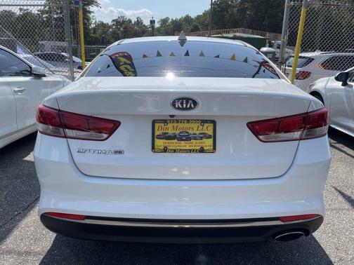 2016 Kia Optima LX