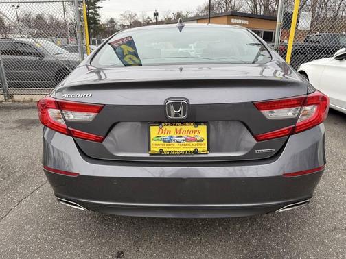2018 Honda Accord Touring 4dr Sedan (1.5T I4)