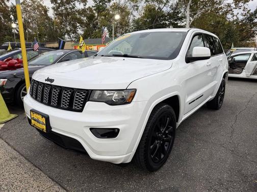 2020 Jeep Grand Cherokee Altitude