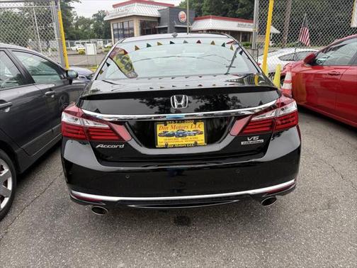 2016 Honda Accord Touring 4dr Sedan