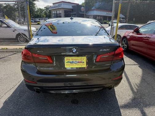 2017 BMW 530 530i xDrive AWD 4dr Sedan