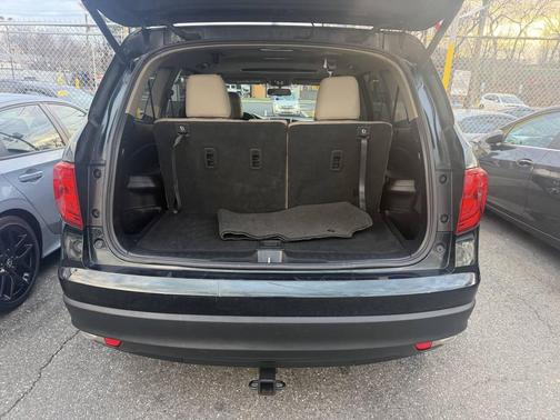 Green 2016 Honda Pilot EX-L